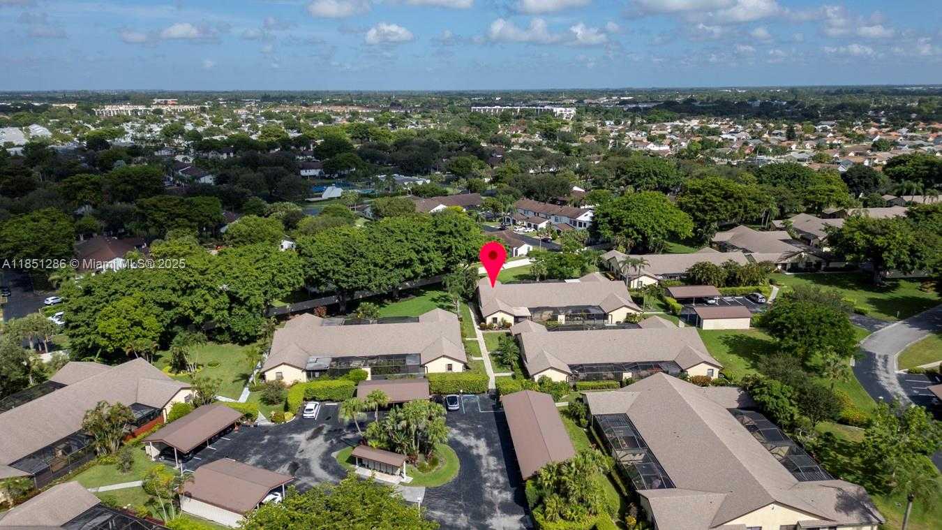 Small Image of 23393 BARLAKE DR, Boca Raton Number 40