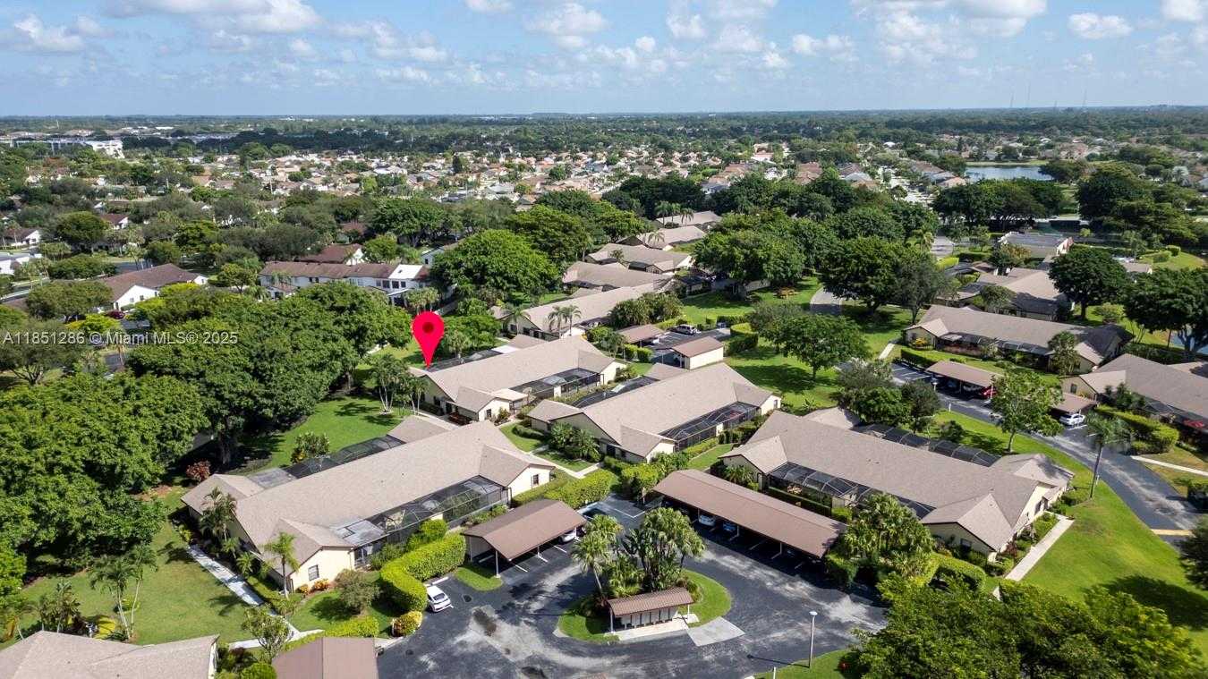 Small Image of 23393 BARLAKE DR, Boca Raton Number 41