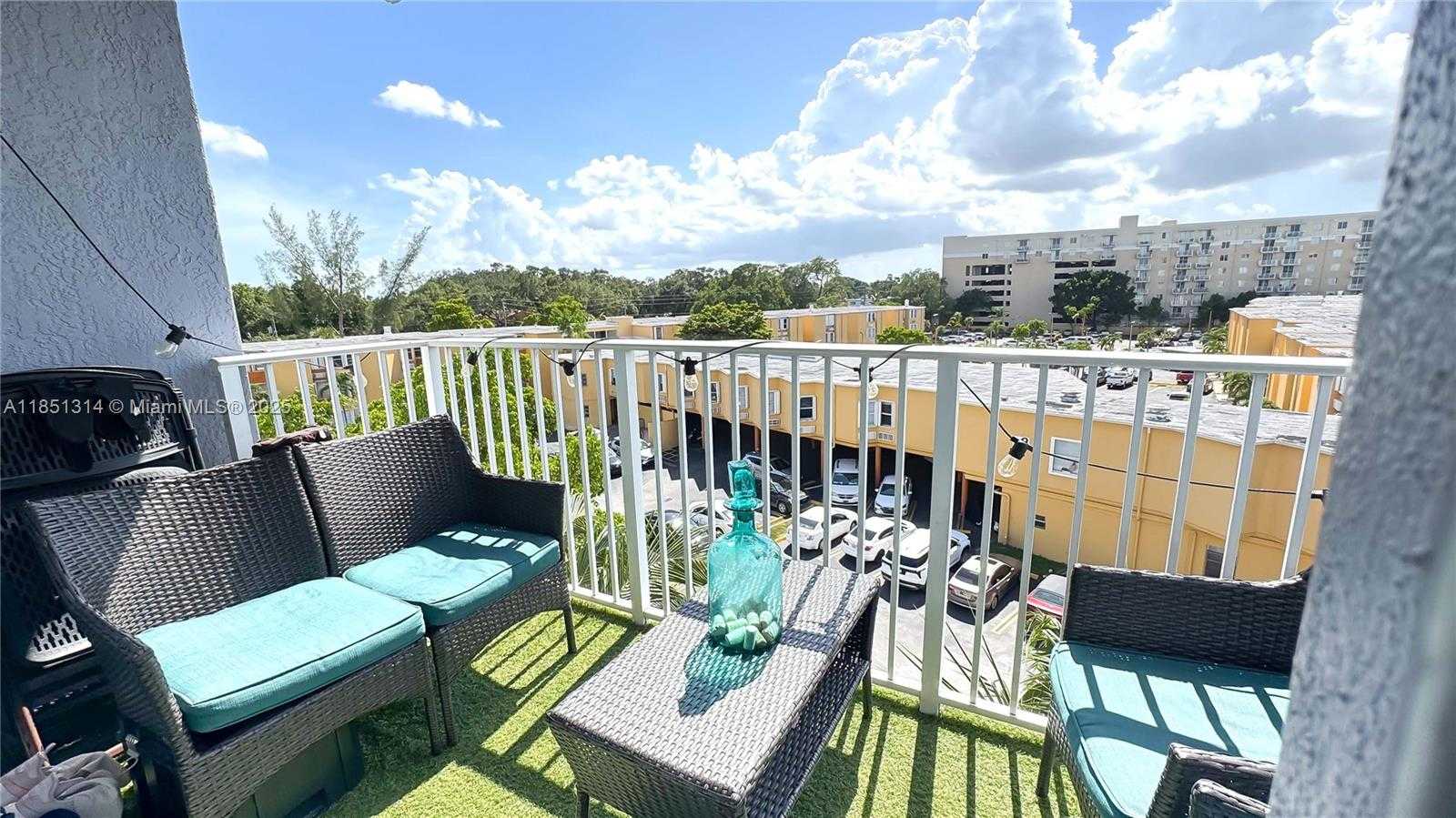 Small Image of 2475 NORTH WEST 16TH ST RD #518, Miami Number 17