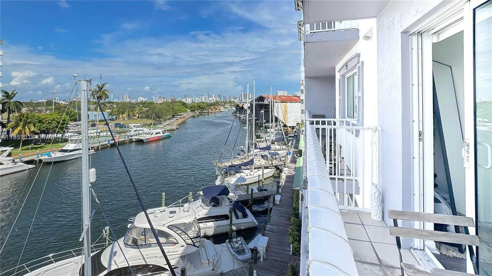 Small Image of 2475 NORTH WEST 16TH ST RD #518, Miami Number 19