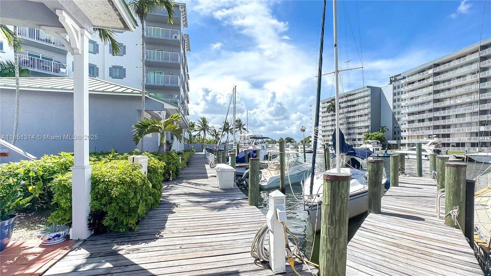 Small Image of 2475 NORTH WEST 16TH ST RD #518, Miami Number 3