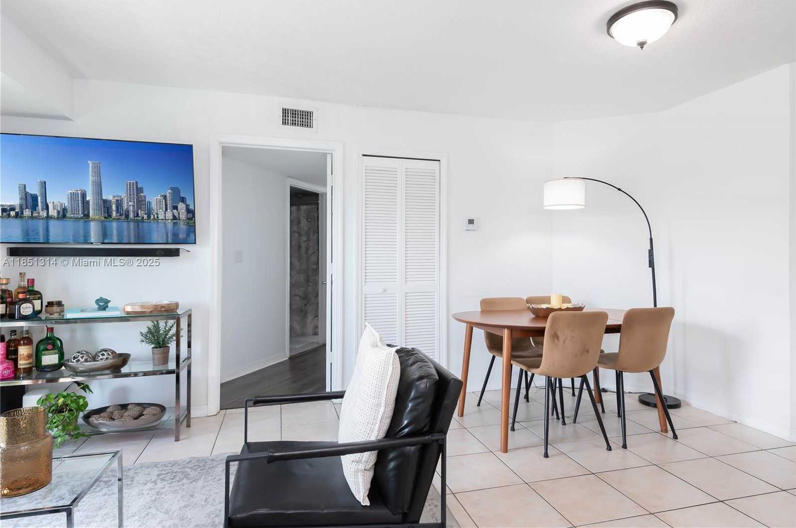 Small Image of 2475 NORTH WEST 16TH ST RD #518, Miami Number 7