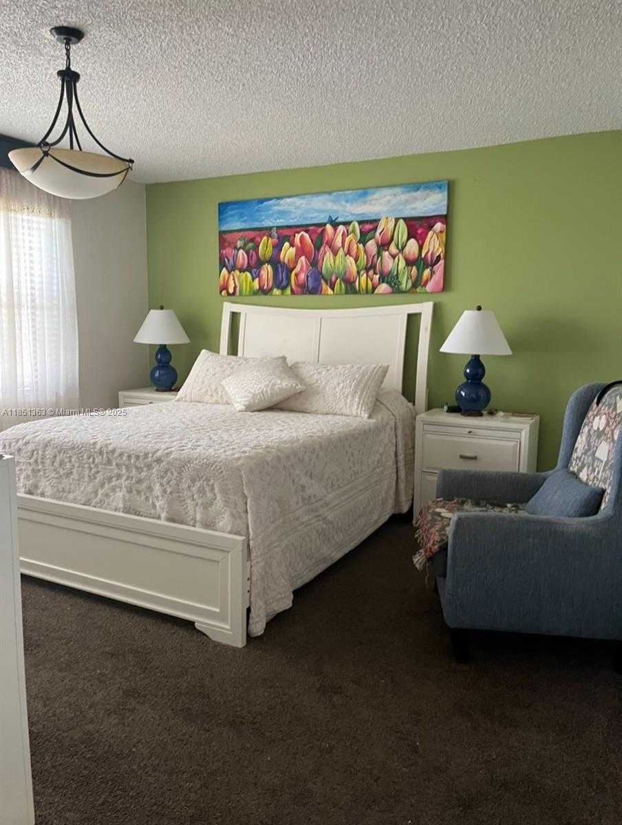 Small Image of 9360 SUNRISE LAKES BLVD #302, Sunrise Number 2