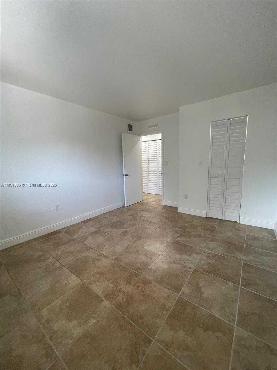Small Image of 8607 SOUTH WEST 68TH CT #26, Pinecrest Number 10