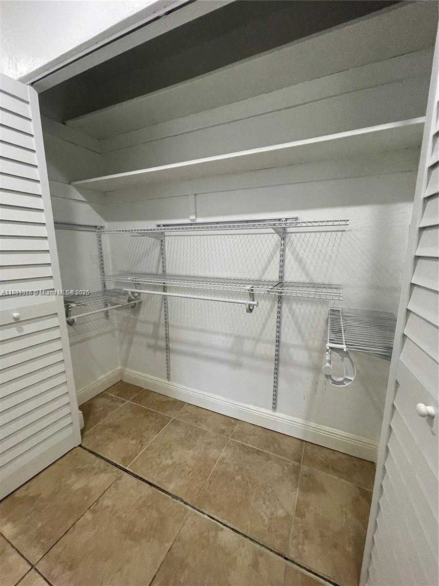 Small Image of 8607 SOUTH WEST 68TH CT #26, Pinecrest Number 14
