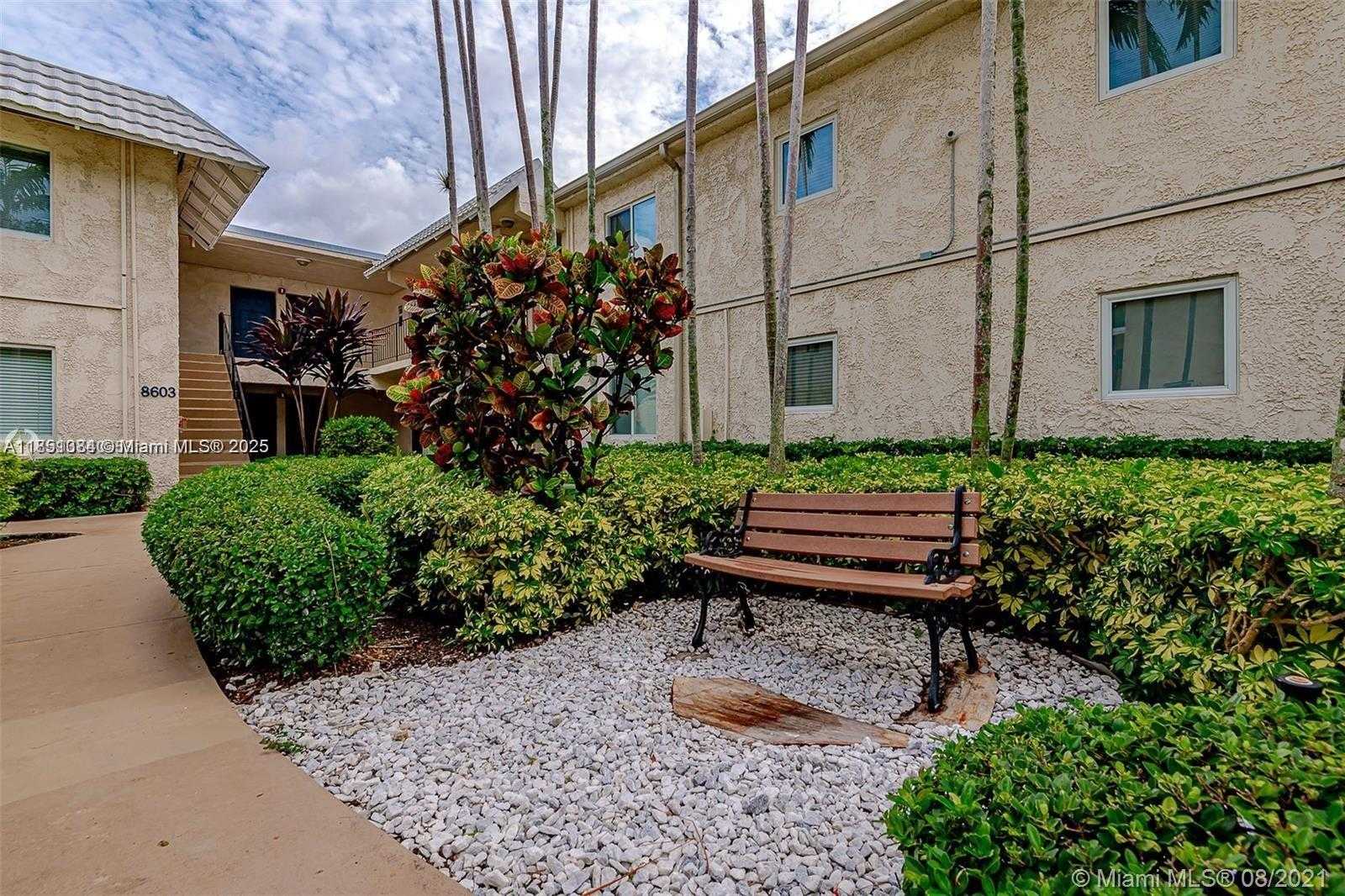Small Image of 8607 SOUTH WEST 68TH CT #26, Pinecrest Number 20