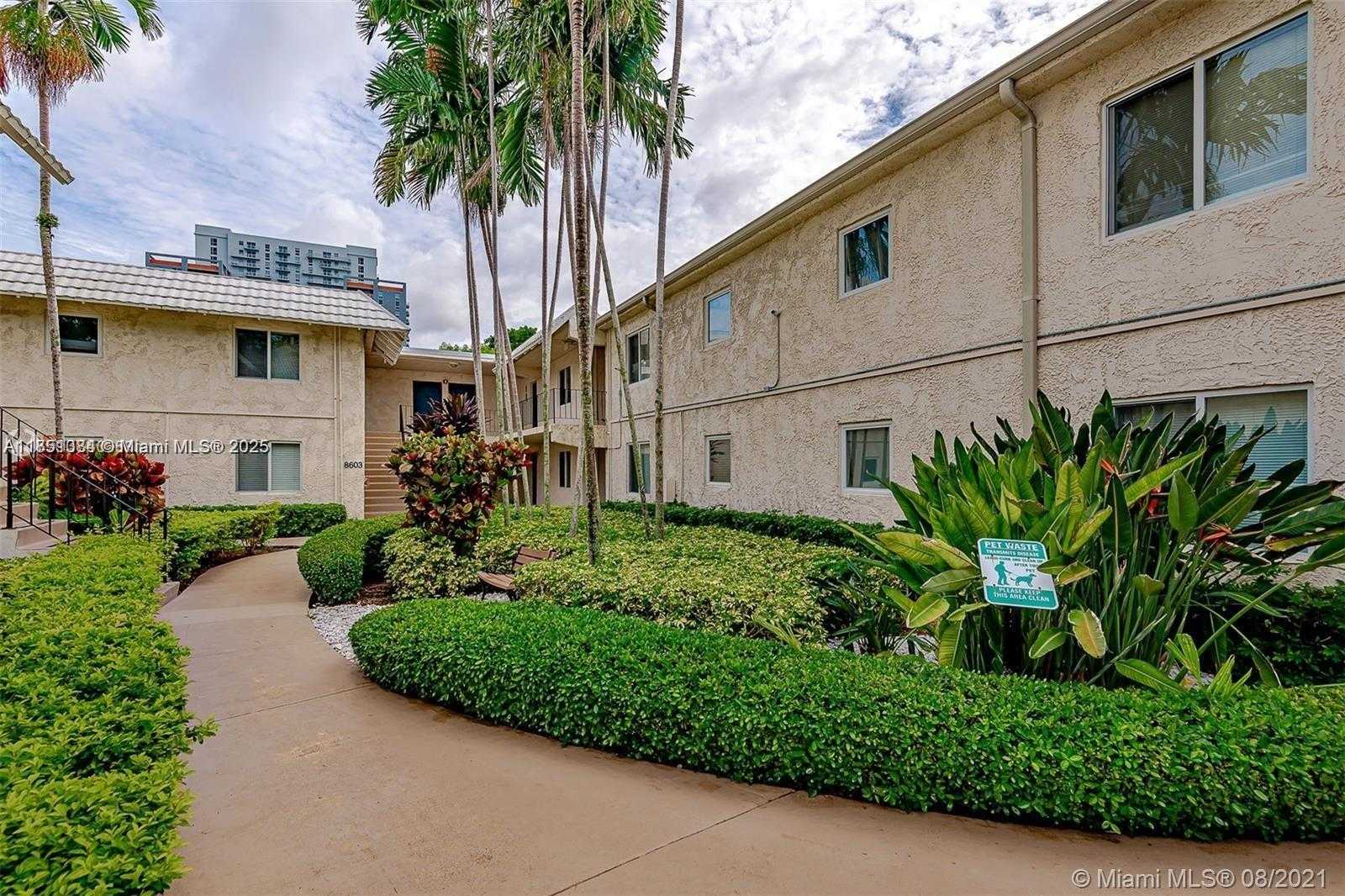 Small Image of 8607 SOUTH WEST 68TH CT #26, Pinecrest Number 21