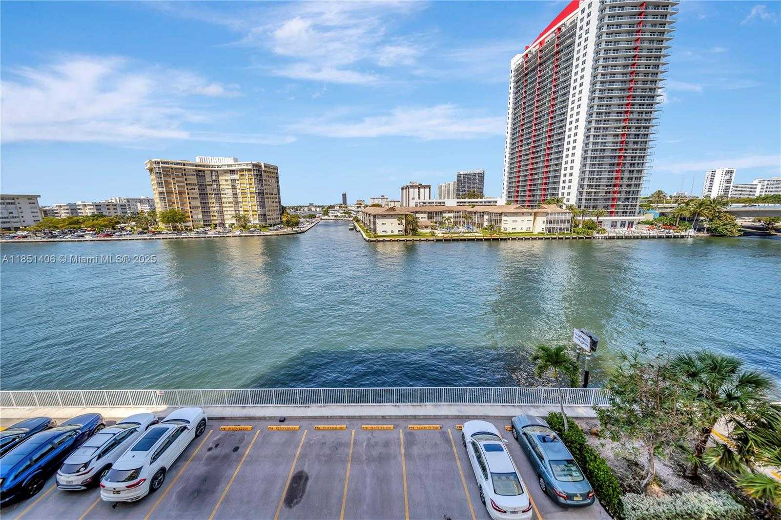 Small Image of 1833 SOUTH OCEAN DR #511, Hallandale Beach Number 13