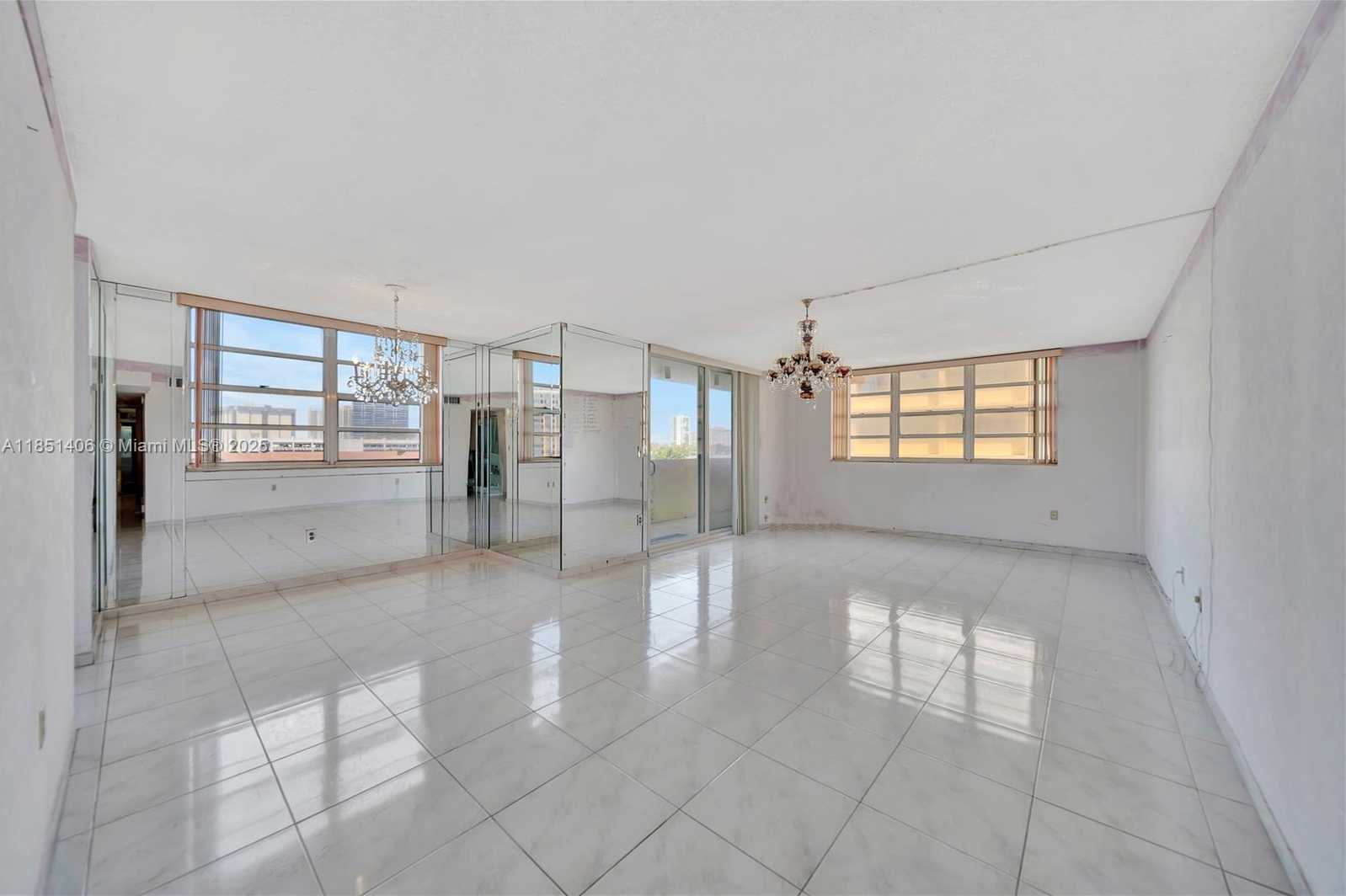 Small Image of 1833 SOUTH OCEAN DR #511, Hallandale Beach Number 7