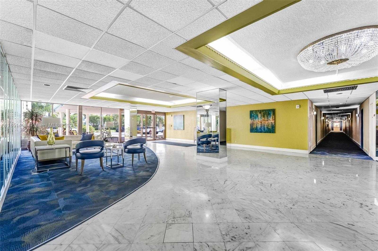 Small Image of 4330 HILLCREST DR #516, Hollywood Number 38