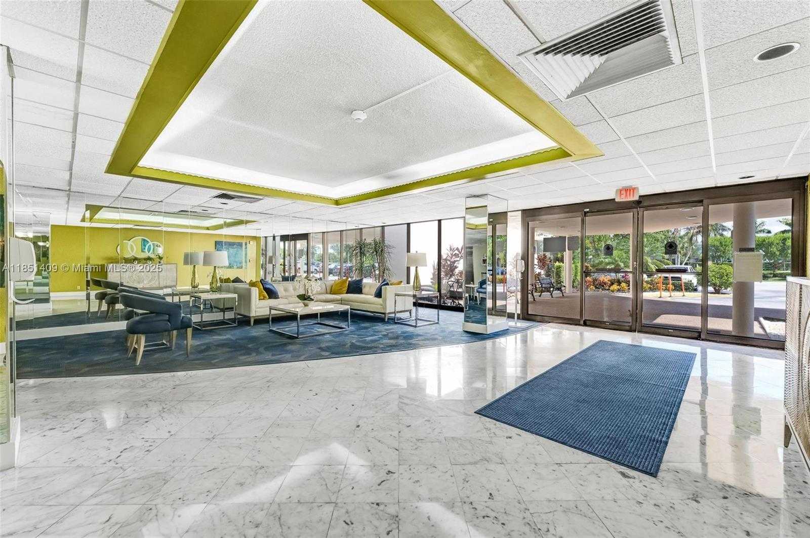 Small Image of 4330 HILLCREST DR #516, Hollywood Number 39