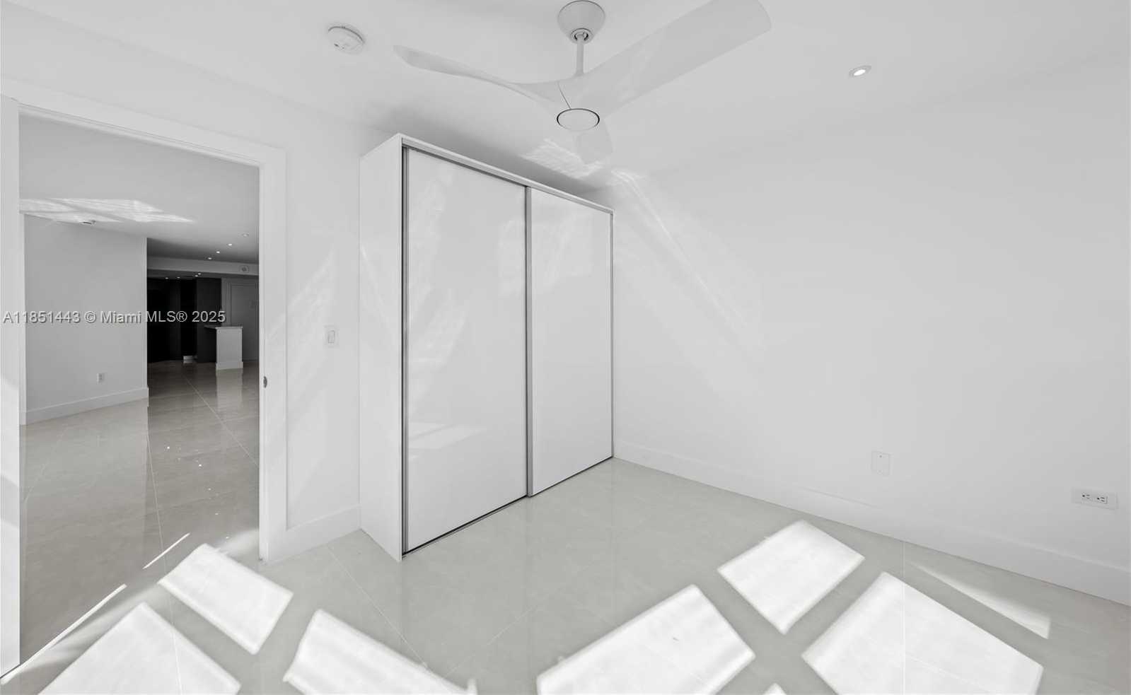 Small Image of 999 BRICKELL BAY DR #904, Miami Number 19