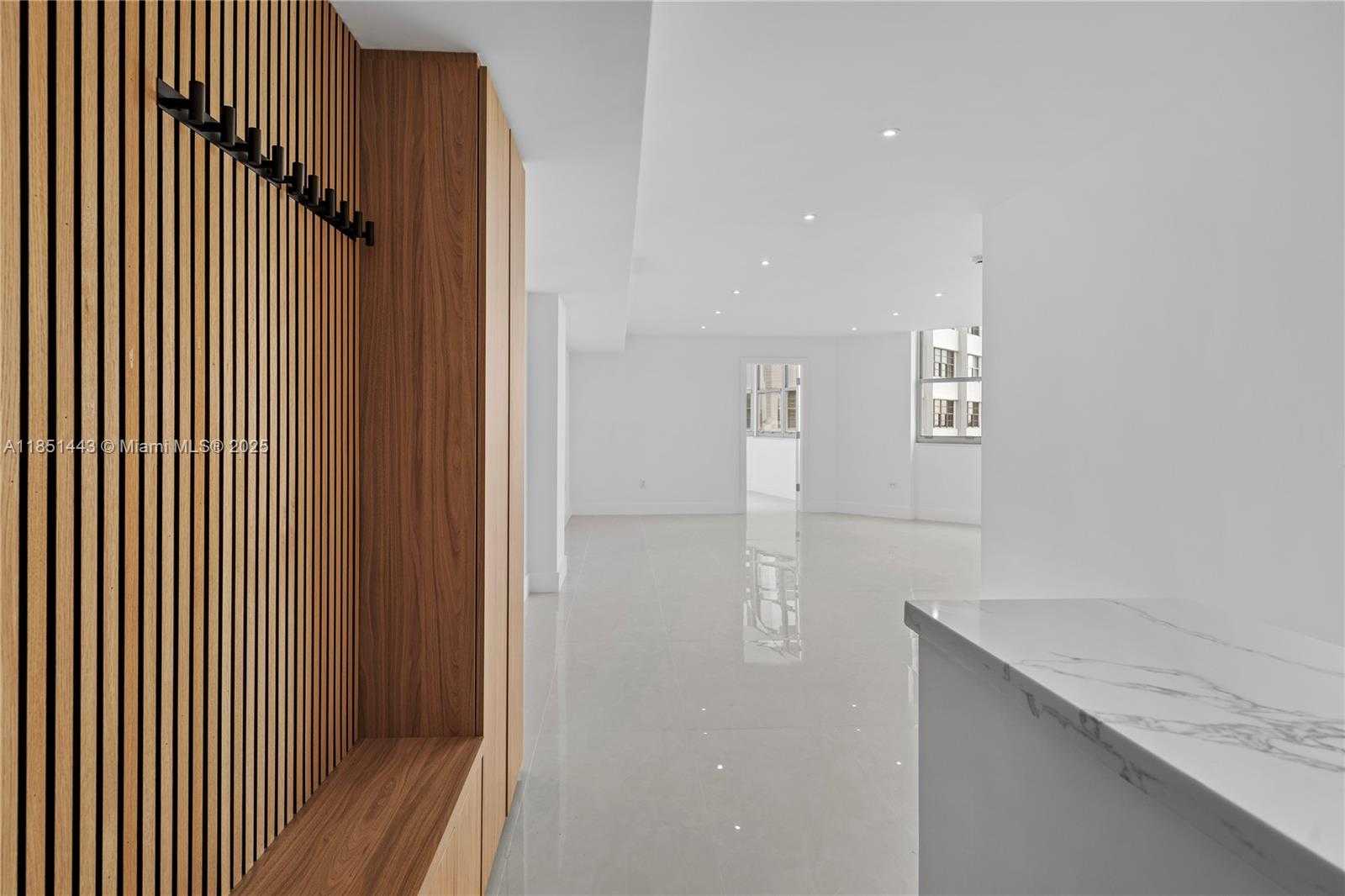 Small Image of 999 BRICKELL BAY DR #904, Miami Number 21