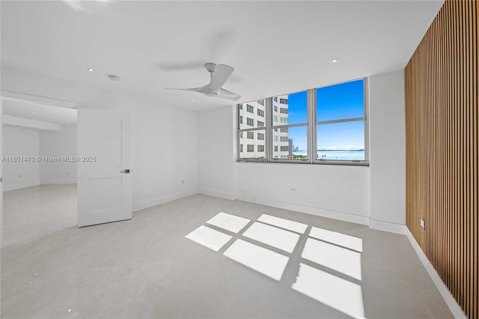 Small Image of 999 BRICKELL BAY DR #904, Miami Number 4