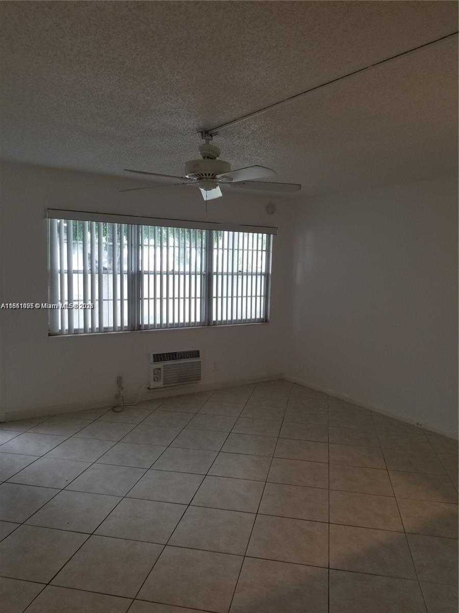 Small Image of 186 VENTNOR L #186, Deerfield Beach Number 14