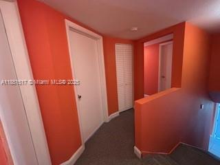 Small Image of Miami Number 12