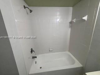 Small Image of Miami Number 6
