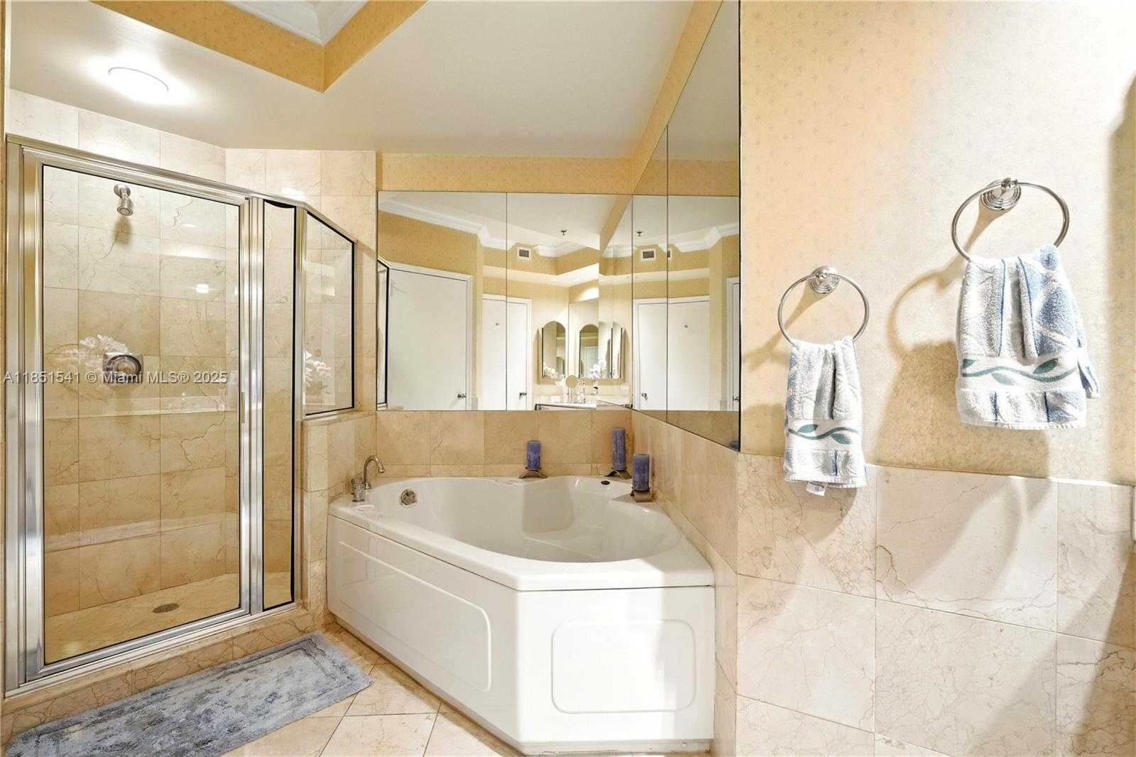 Small Image of 808 BRICKELL KEY DR #1008, Miami Number 13
