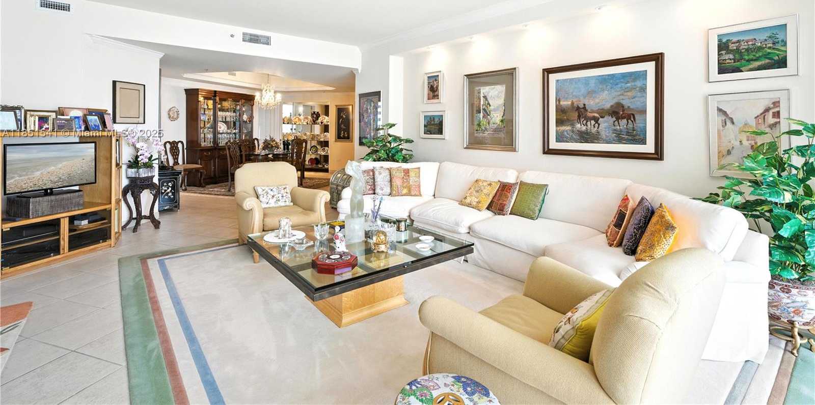 Small Image of 808 BRICKELL KEY DR #1008, Miami Number 4