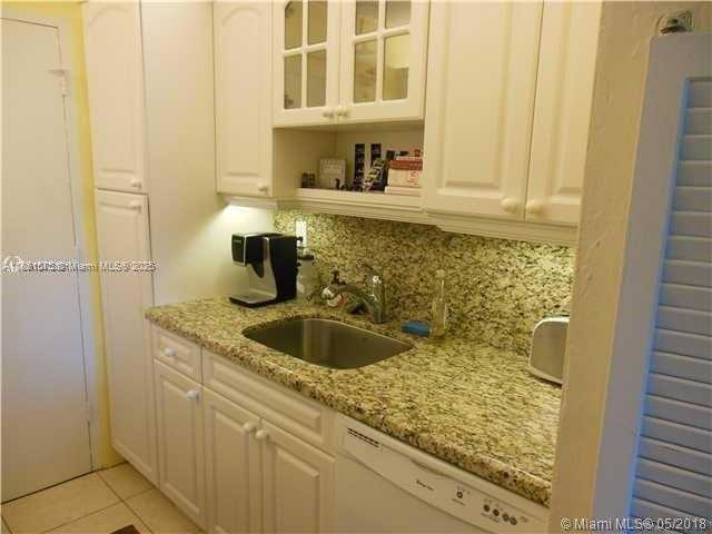 Small Image of 1205 MARIPOSA AVE #416, Coral Gables Number 5