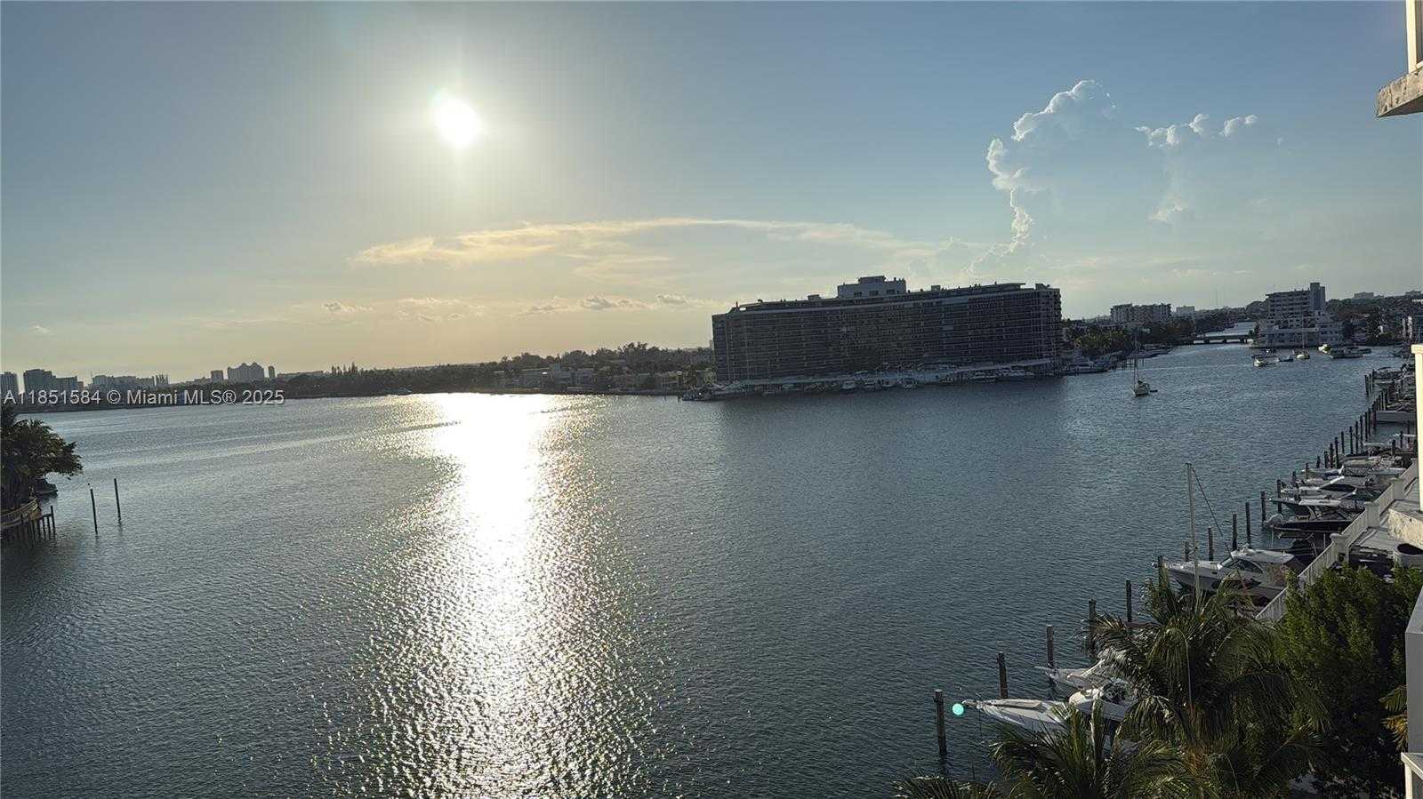 Small Image of 6700 INDIAN CREEK DR #707, Miami Beach Number 3