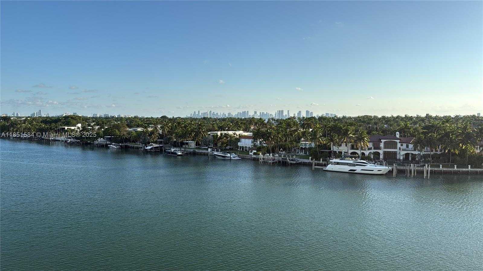 Small Image of 6700 INDIAN CREEK DR #707, Miami Beach Number 37