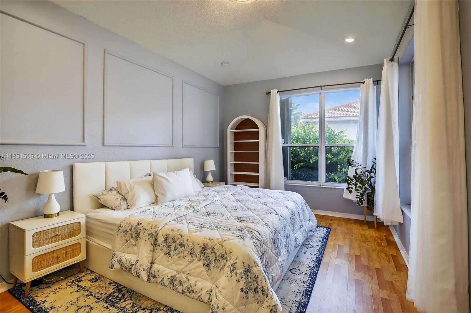 Small Image of 13174 NORTH WEST 9TH CT, Pembroke Pines Number 14