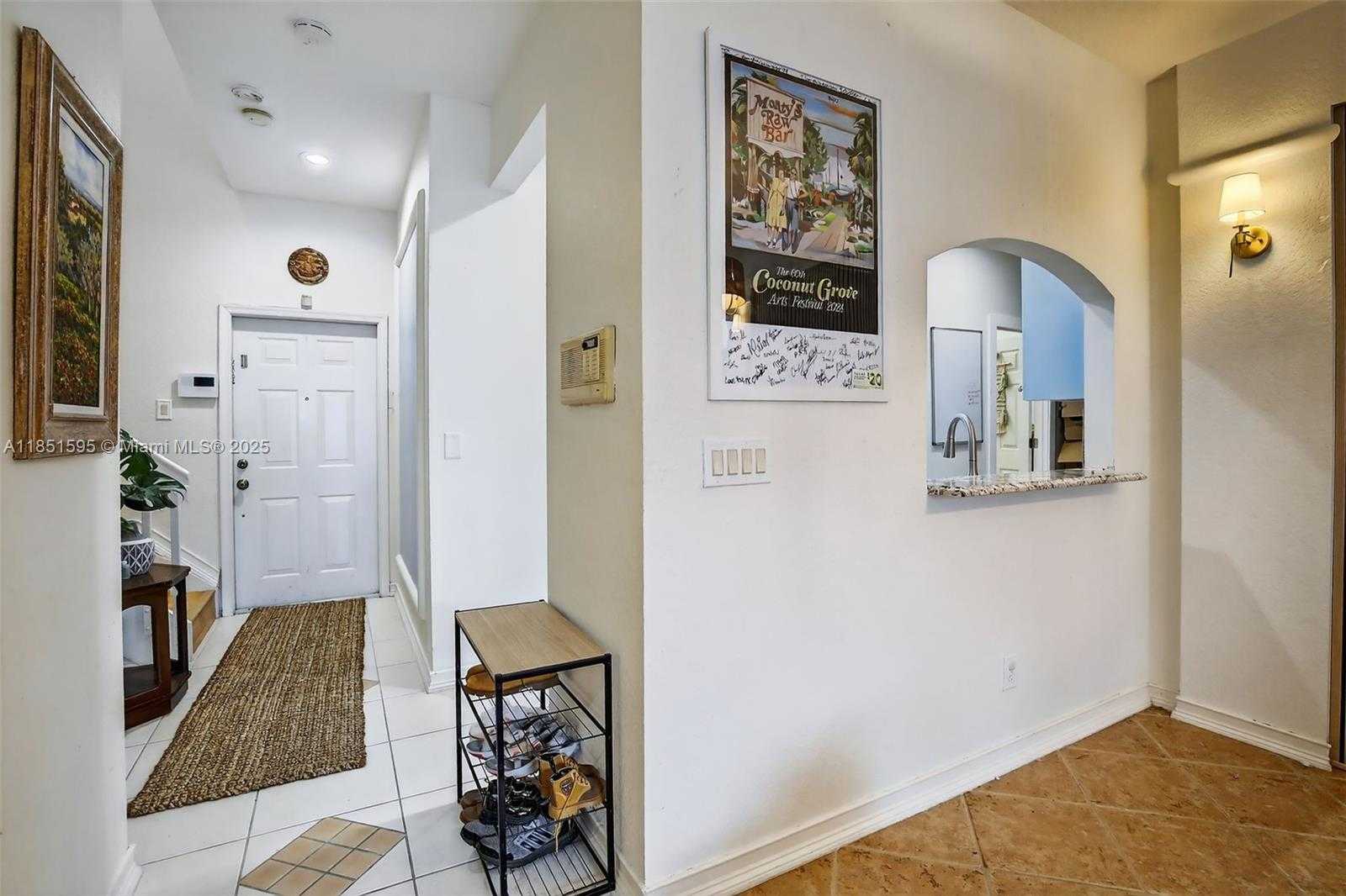 Small Image of 13174 NORTH WEST 9TH CT, Pembroke Pines Number 24