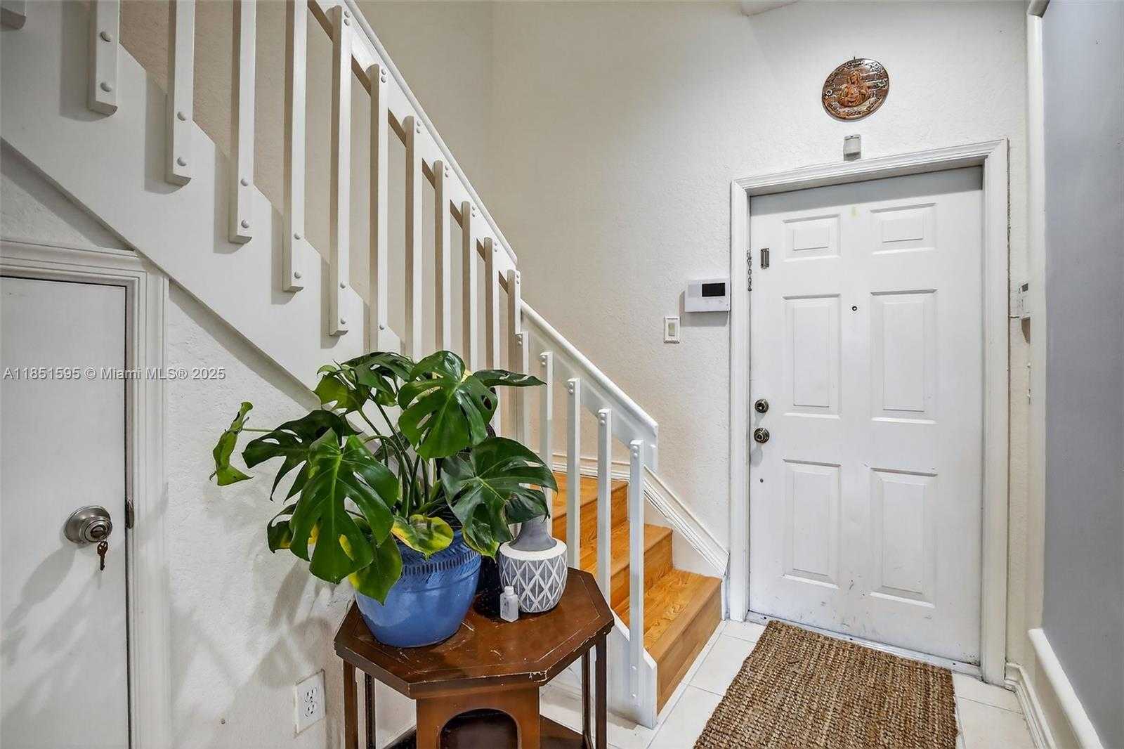 Small Image of 13174 NORTH WEST 9TH CT, Pembroke Pines Number 26
