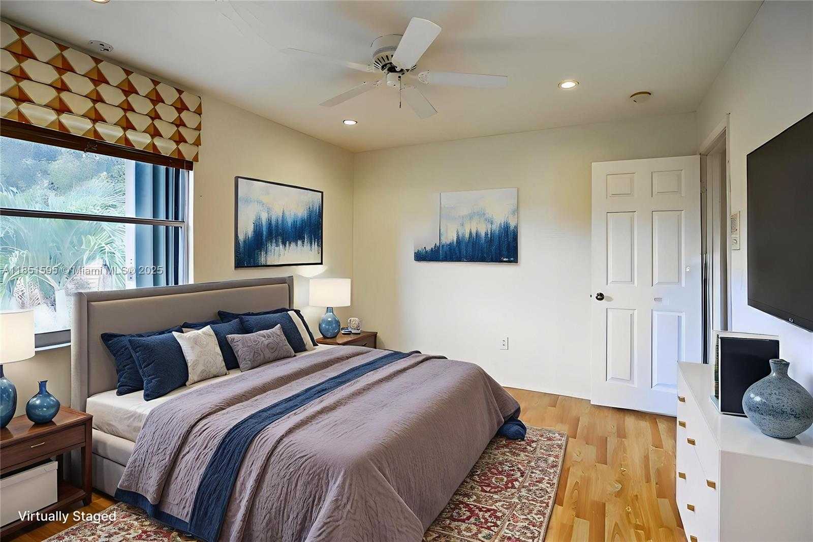 Small Image of 13174 NORTH WEST 9TH CT, Pembroke Pines Number 32