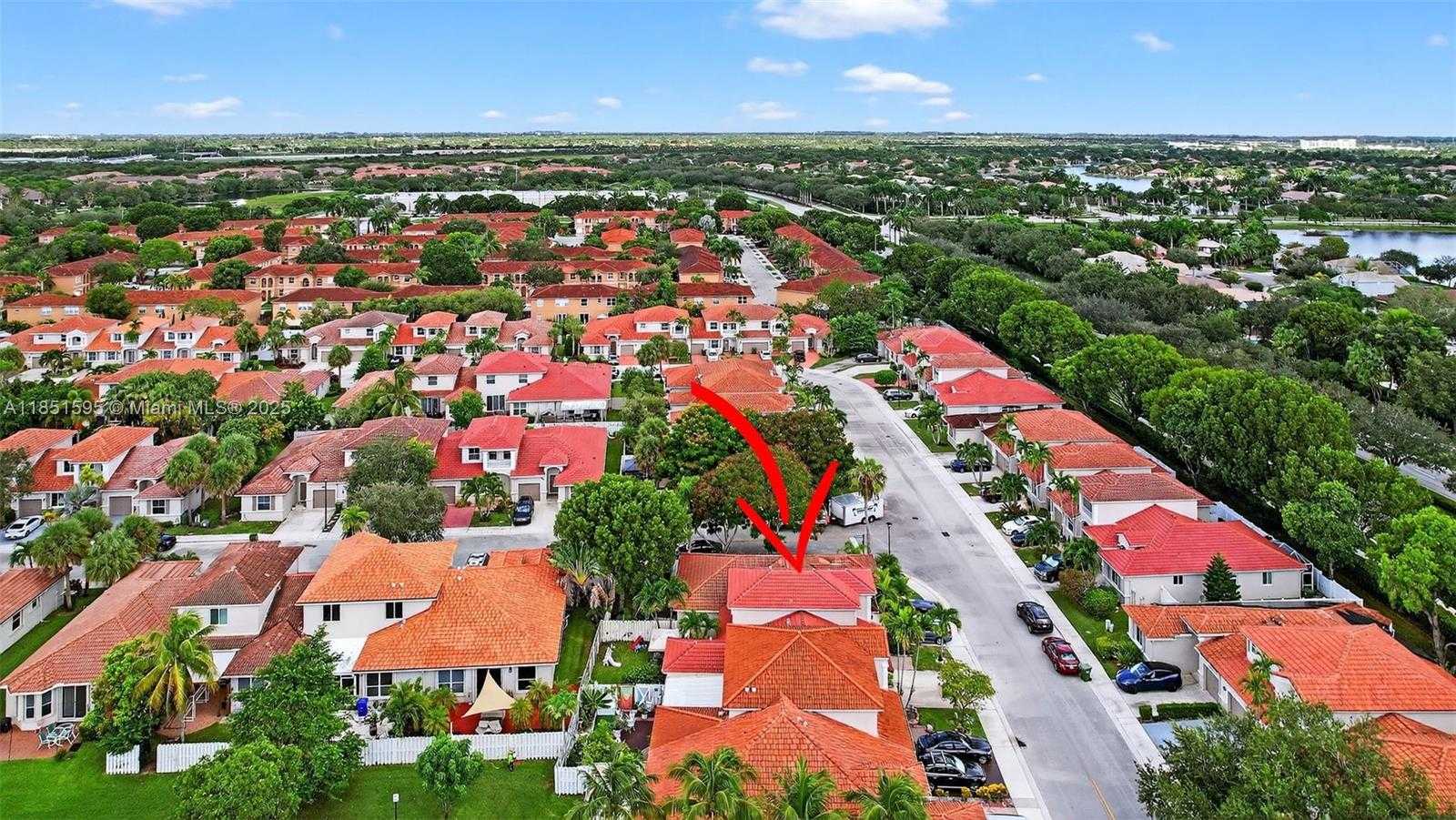 Small Image of 13174 NORTH WEST 9TH CT, Pembroke Pines Number 46
