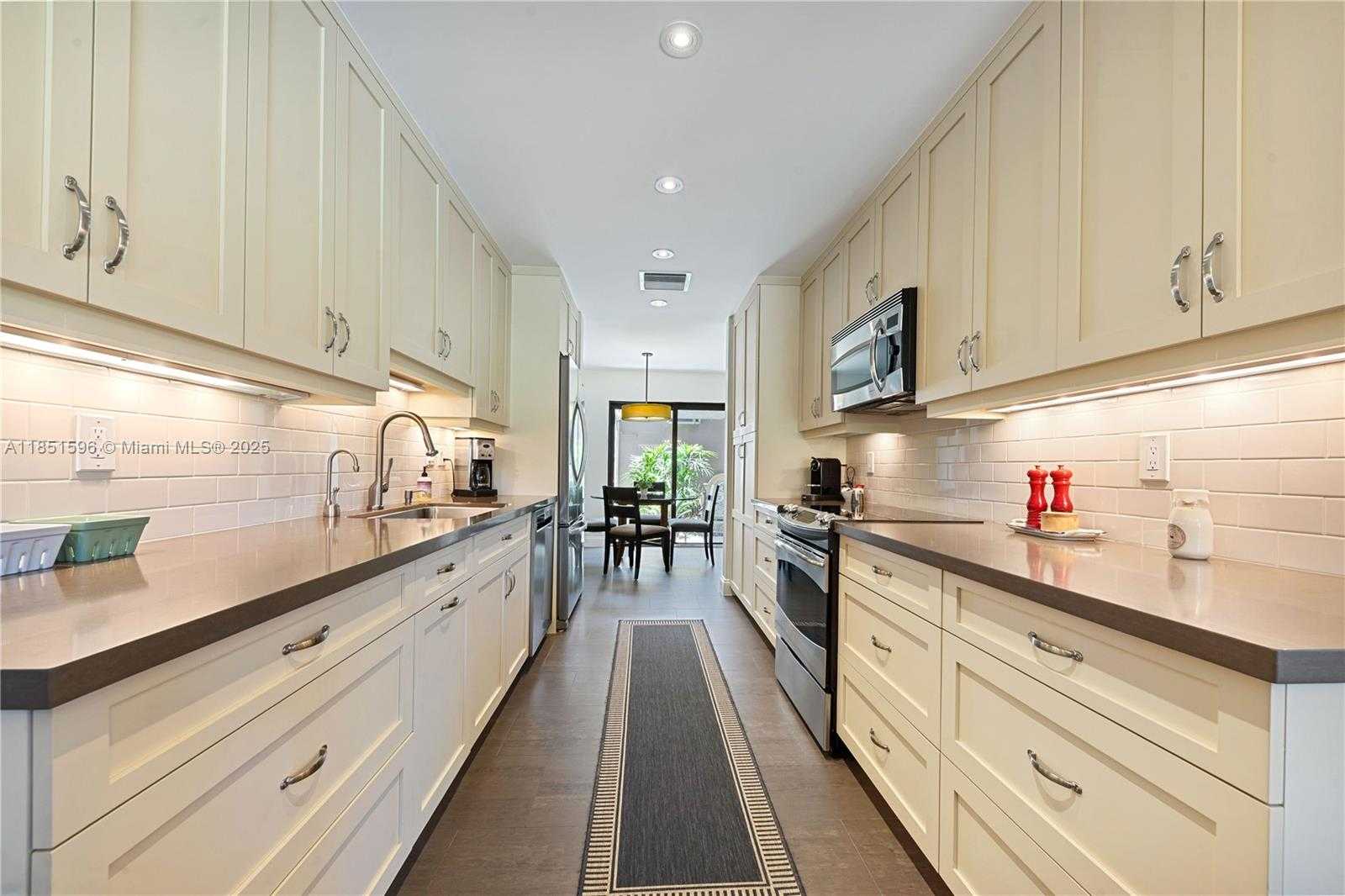 Small Image of 303 SAINT ANDREWS RD #19-68, Hollywood Number 15