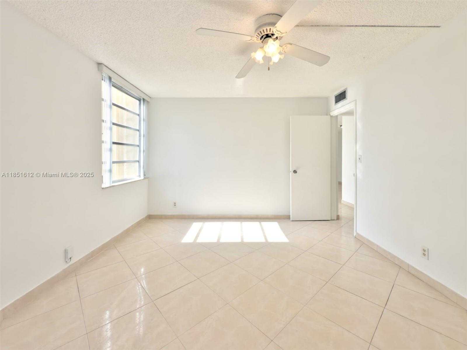 Small Image of 942 NORTH EAST 199TH ST #3B, Miami Number 10