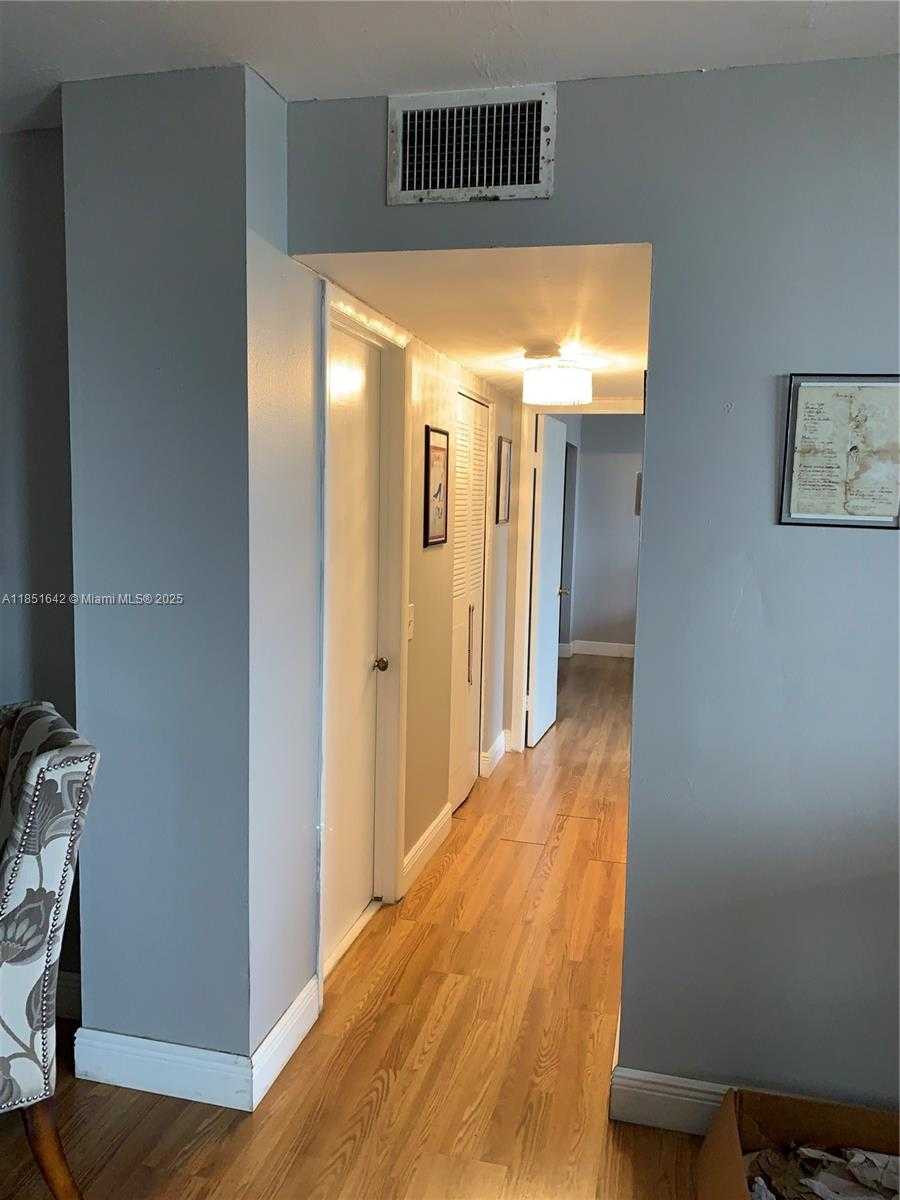 Small Image of 2025 NORTH EAST 164TH ST #808, North Miami Beach Number 12