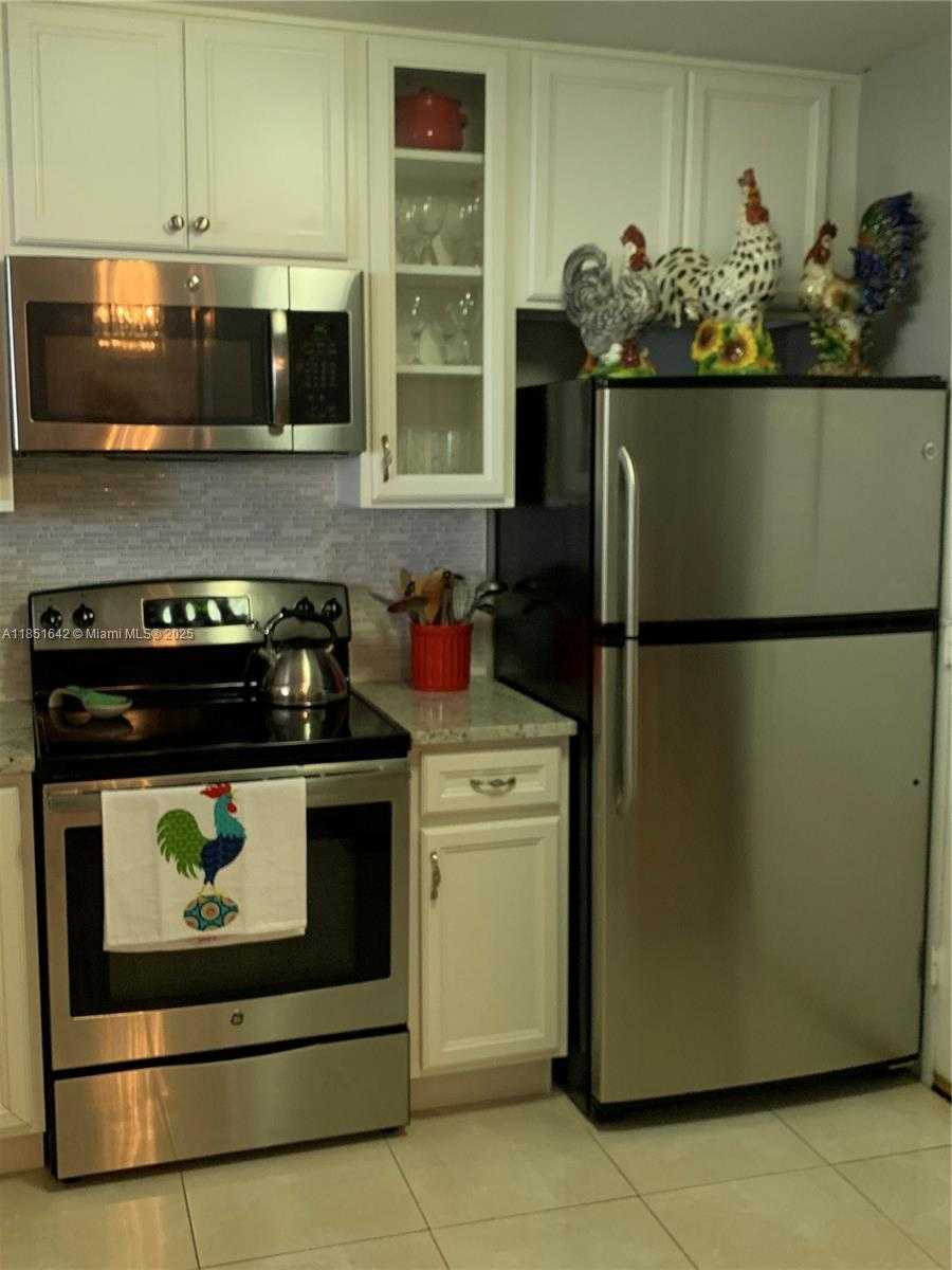 Small Image of 2025 NORTH EAST 164TH ST #808, North Miami Beach Number 20