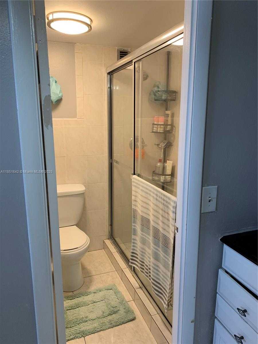 Small Image of 2025 NORTH EAST 164TH ST #808, North Miami Beach Number 7