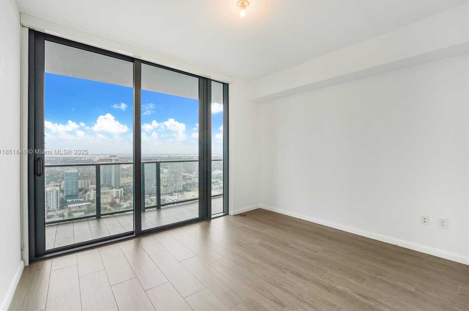 Small Image of 3131 NORTH EAST 7TH AVE #4404, Miami Number 8
