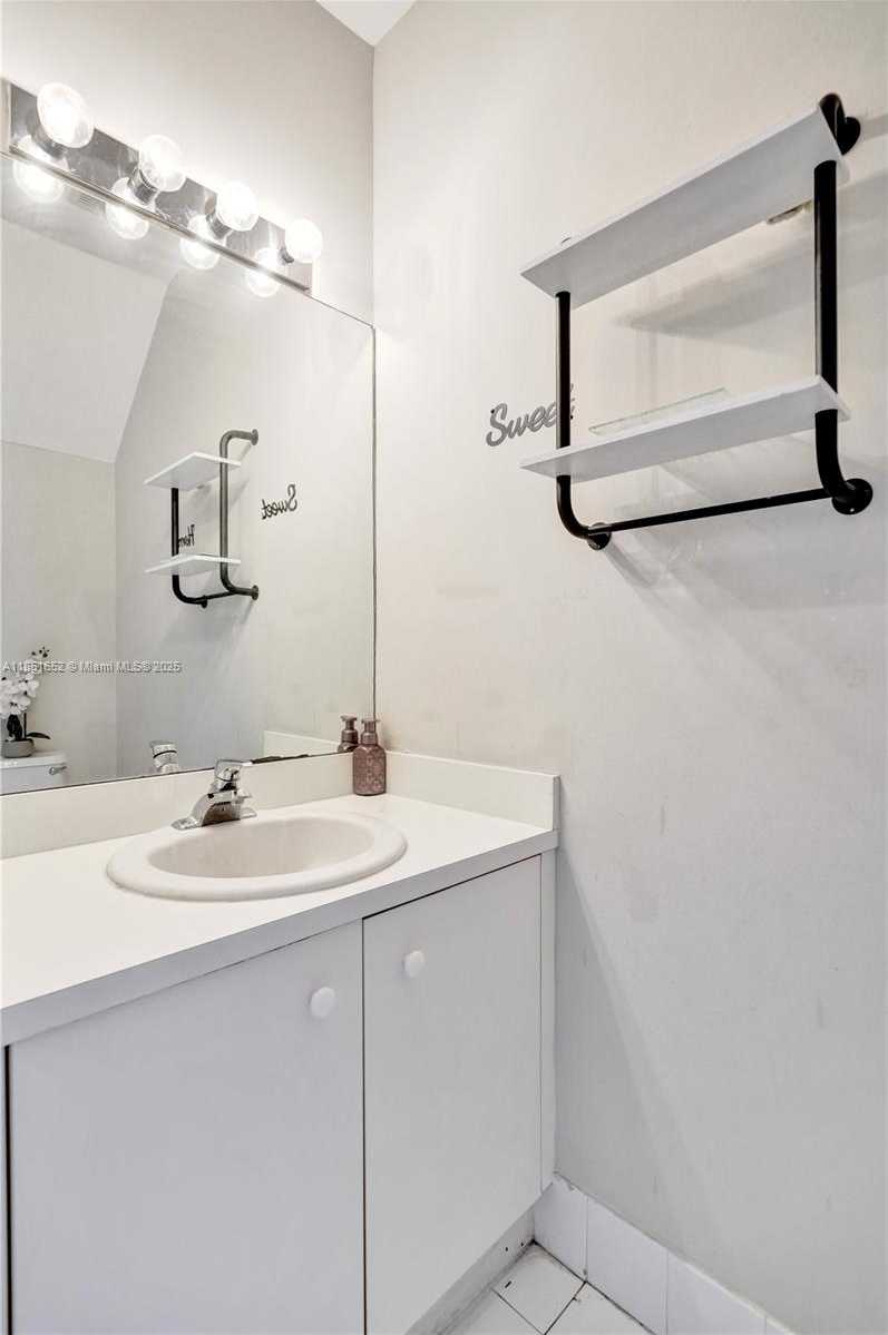 Small Image of 9056 NORTH WEST 55TH CT, Sunrise Number 16
