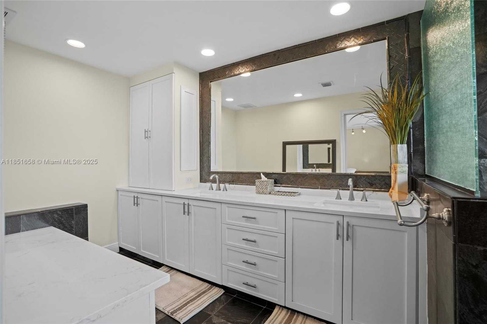 Small Image of 3650 NORTH 36TH AVE #29, Hollywood Number 15