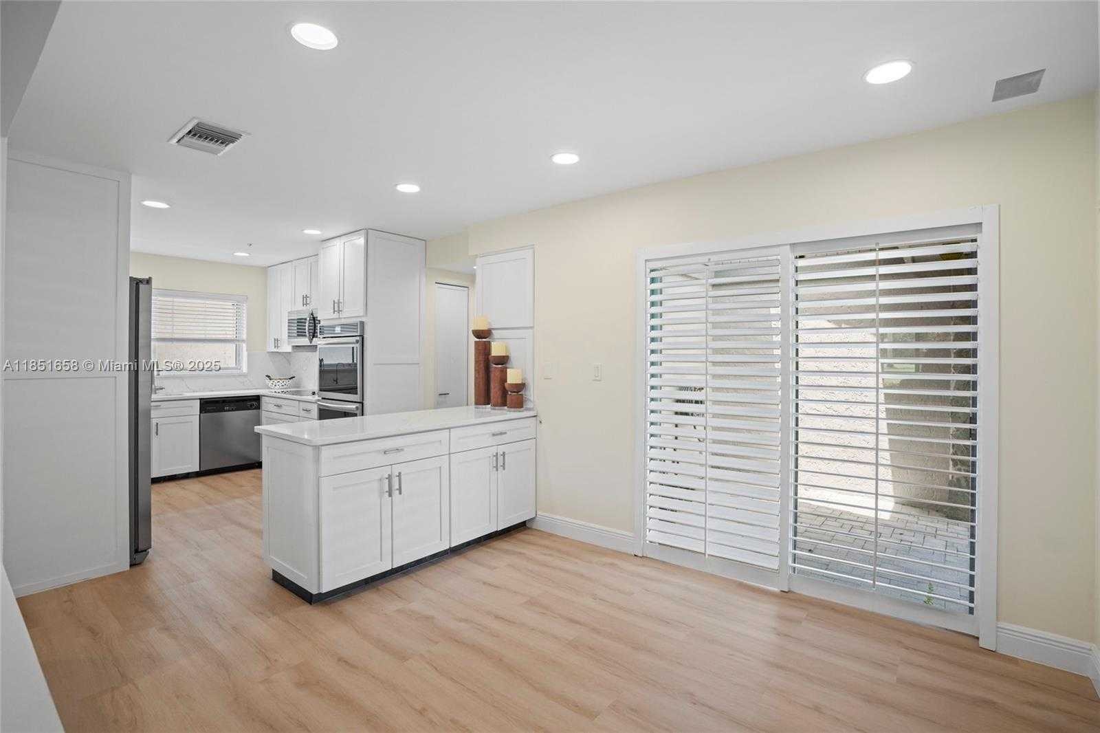 Small Image of 3650 NORTH 36TH AVE #29, Hollywood Number 19