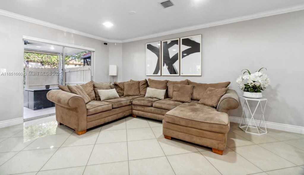 Small Image of 3659 NORTH WEST 91ST LN, Sunrise Number 15