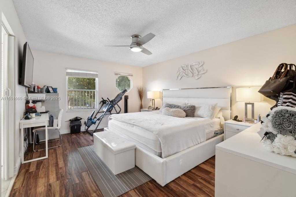 Small Image of 3659 NORTH WEST 91ST LN, Sunrise Number 24