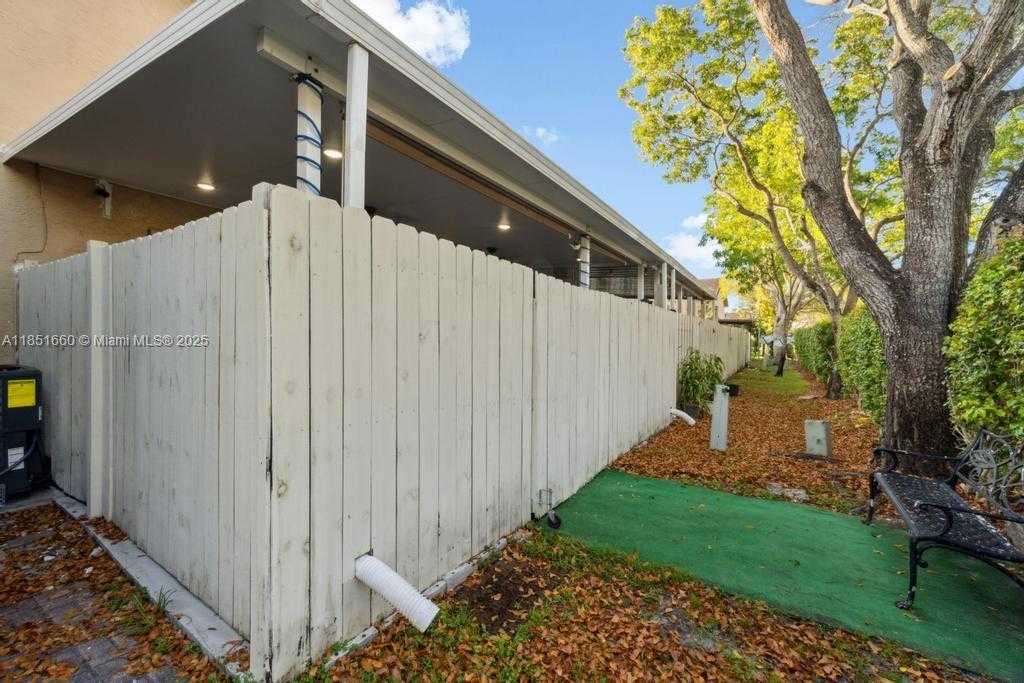 Small Image of 3659 NORTH WEST 91ST LN, Sunrise Number 32