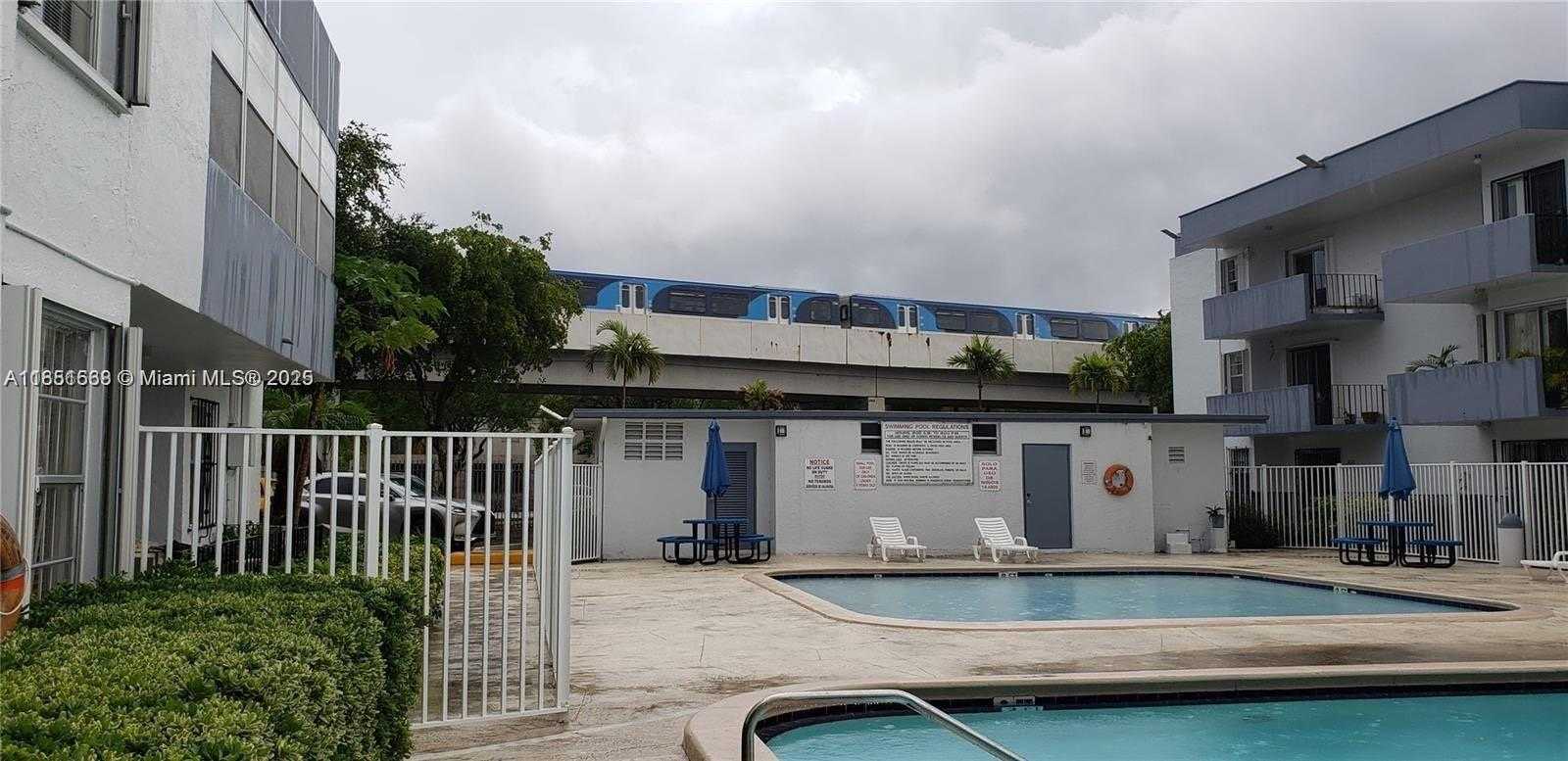 Small Image of 2496 SOUTH WEST 17TH AVE #5301, Miami Number 2