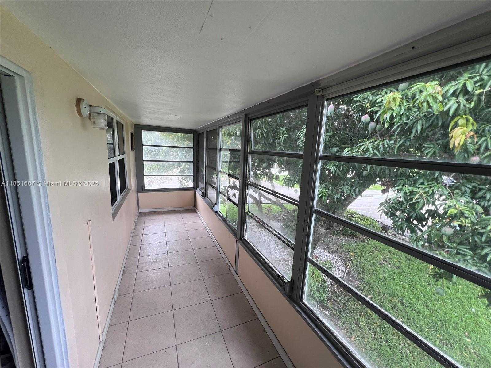 Small Image of 240 NORTHAMPTON L #240, West Palm Beach Number 11
