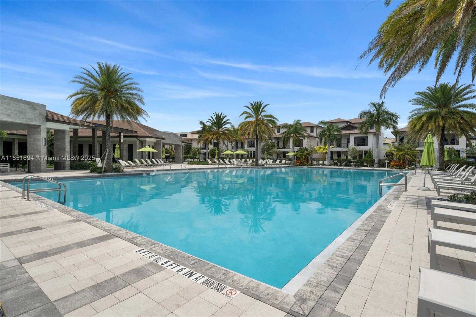 Small Image of 4636 NORTH WEST 84TH AVE #43, Doral Number 22