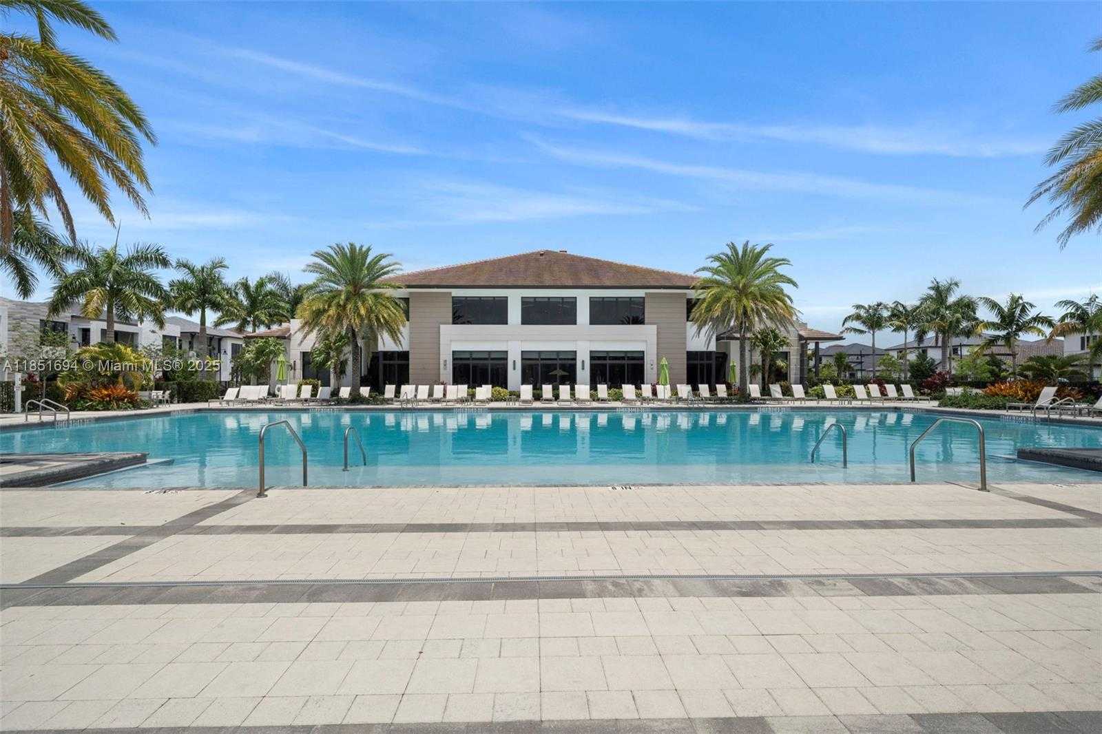 Small Image of 4636 NORTH WEST 84TH AVE #43, Doral Number 23