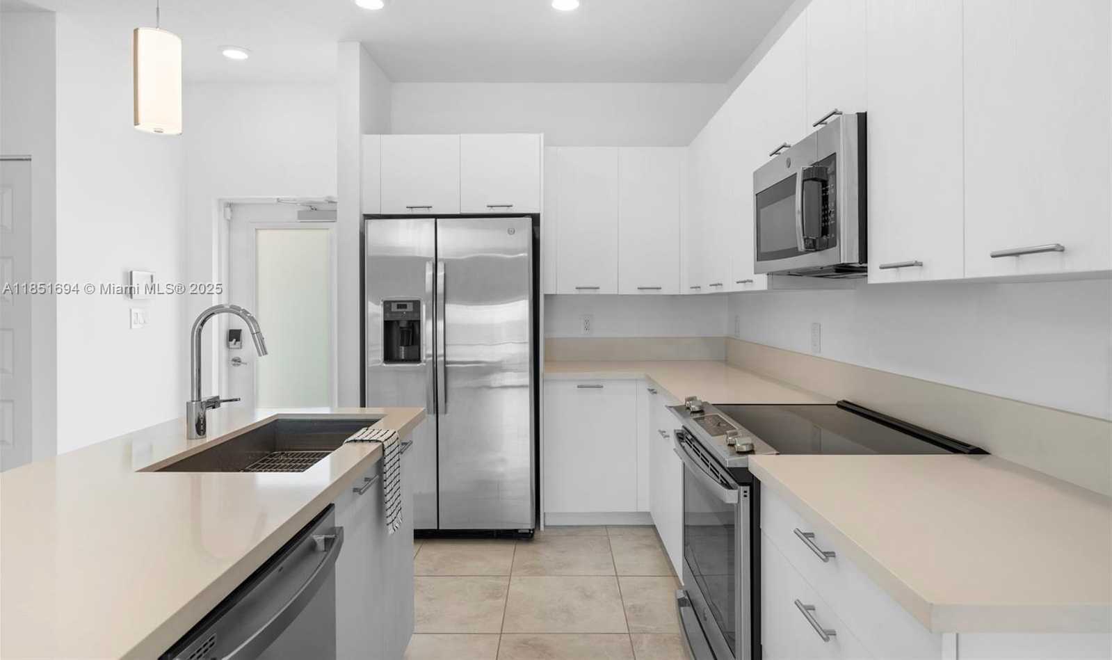 Small Image of 4636 NORTH WEST 84TH AVE #43, Doral Number 3