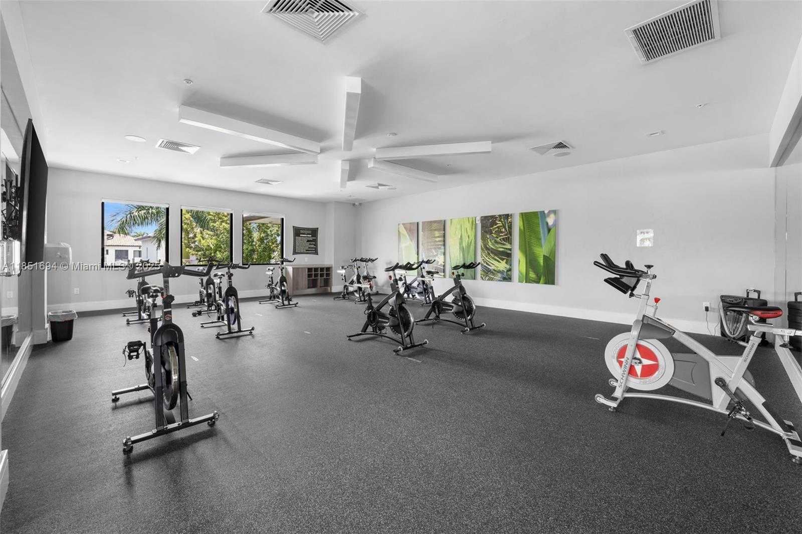 Small Image of 4636 NORTH WEST 84TH AVE #43, Doral Number 33