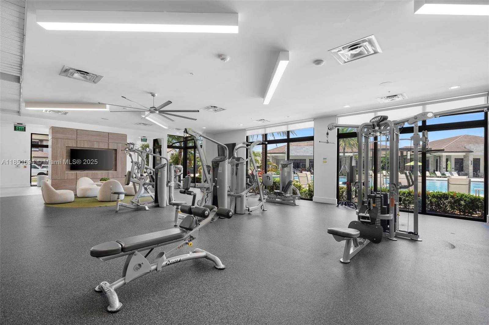 Small Image of 4636 NORTH WEST 84TH AVE #43, Doral Number 36